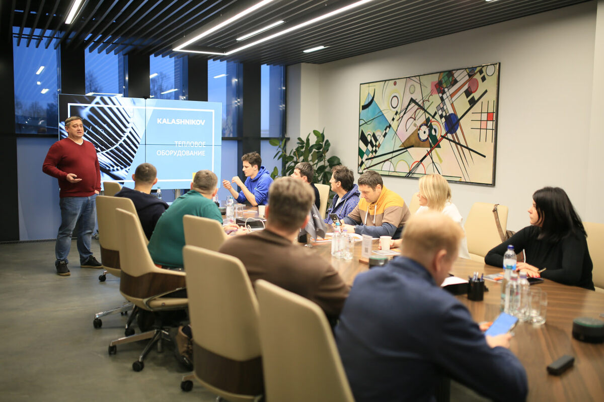Дмитрий Ермаков презентует тепловую технику