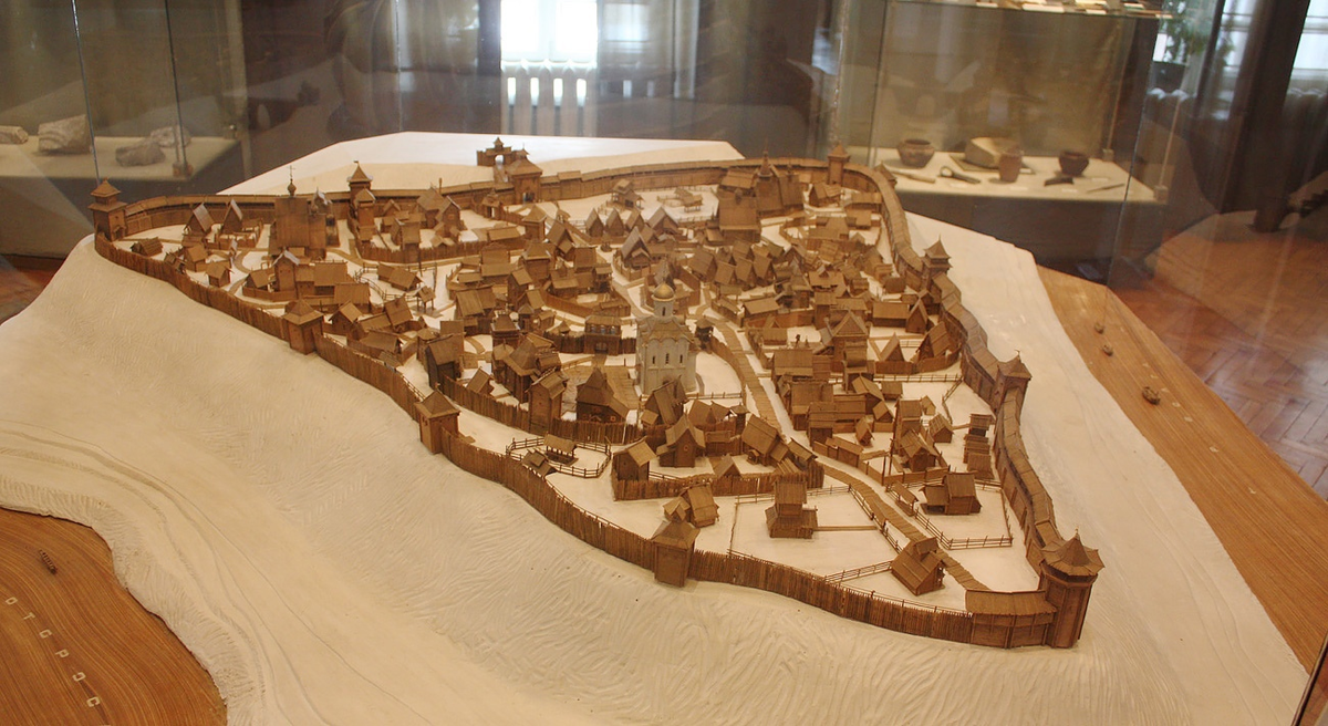 Реконструкция деревянной крепости Ярославля