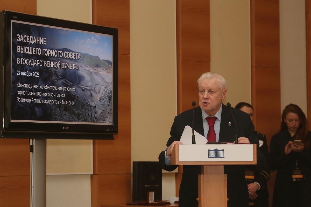 Председатель Социалистической политической партии "СПРАВЕДЛИВАЯ РОССИЯ – ПАТРИОТЫ – ЗА ПРАВДУ" Сергец Миронов