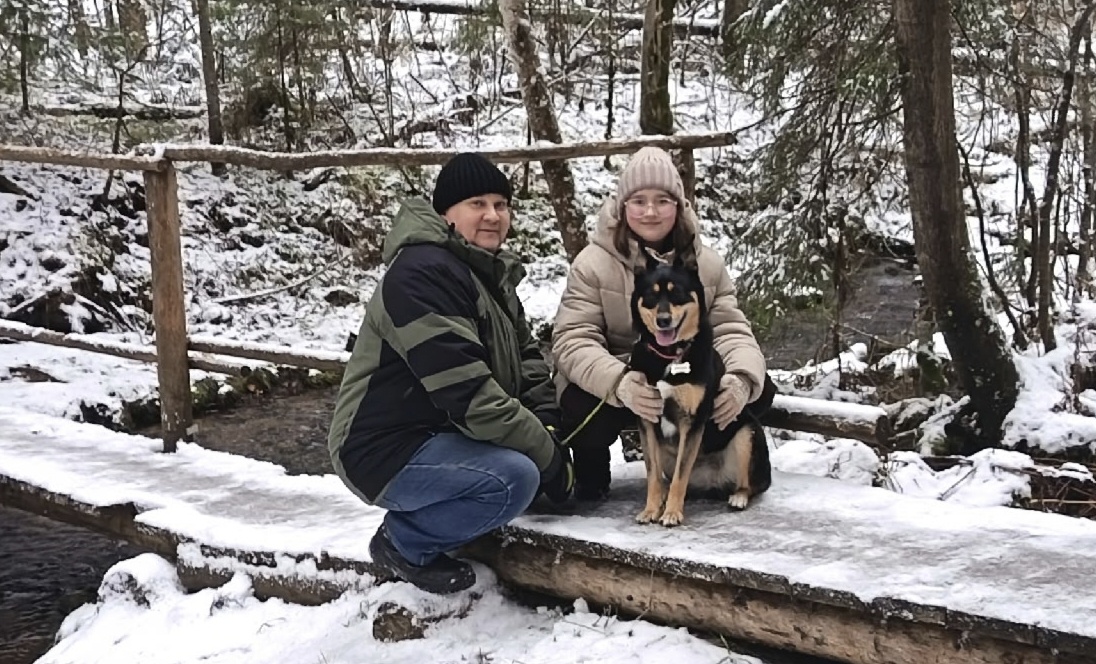 Семья Смышляевых с выпускницей Мэри