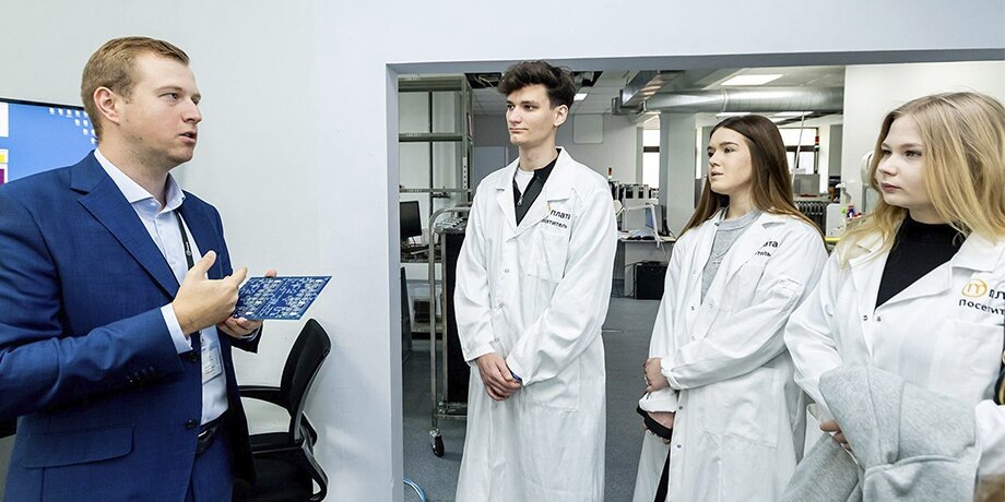    Фото: пресс-служба ДПиИР