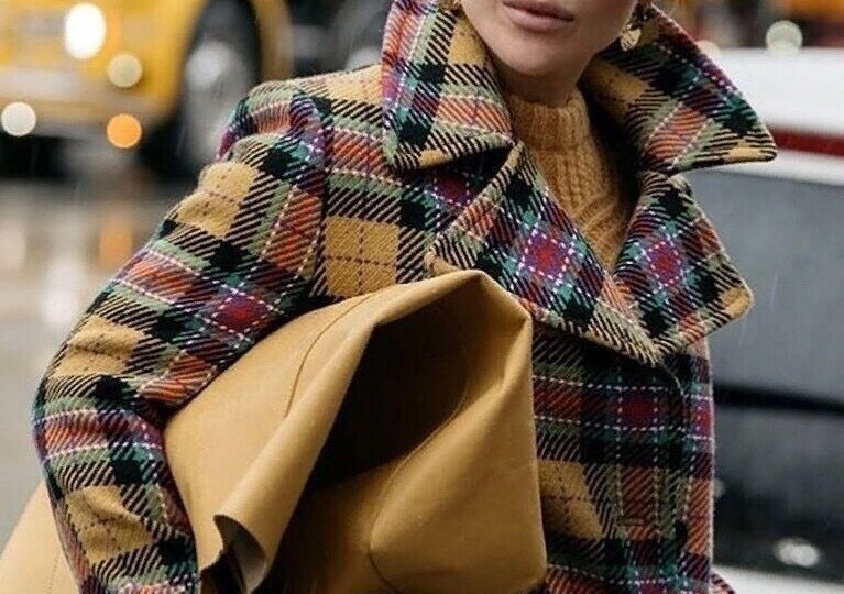 Не возраст красит, а умение выбирать: 7 стильных приемов, которые делают образ дорогим после 40