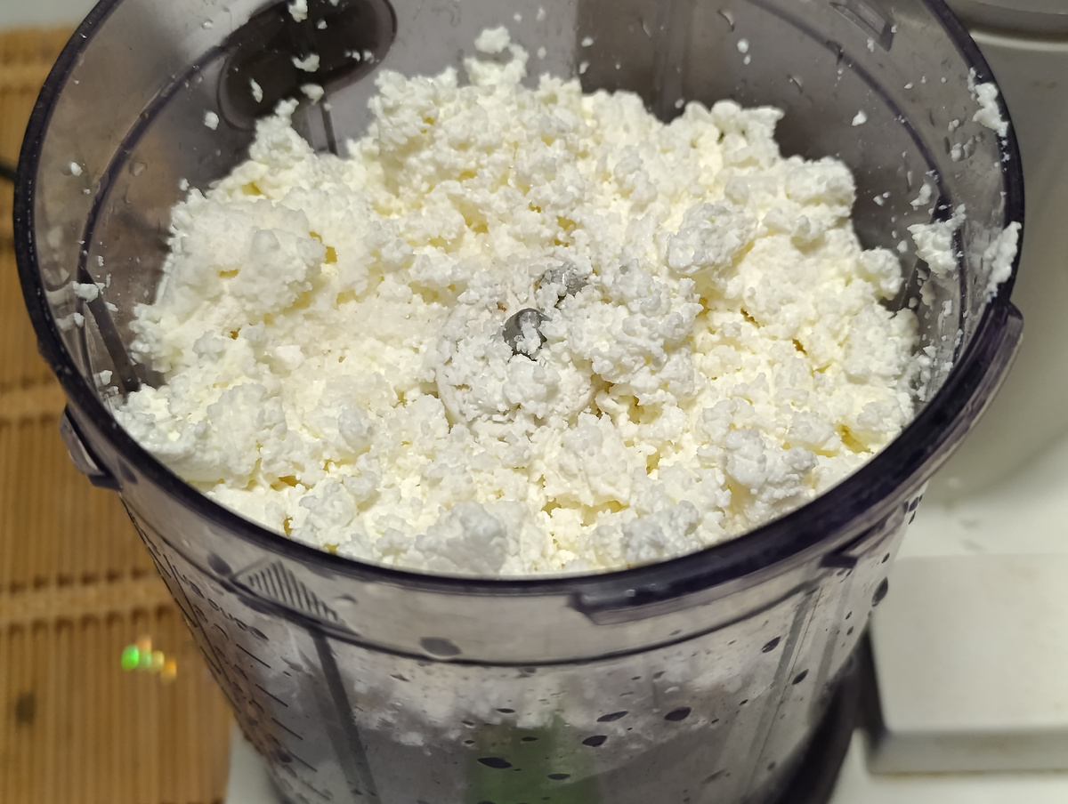 Творог, соль, сода и лимонная кислота