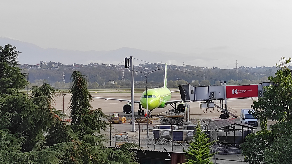 Зелёный - давно фирменный цвет авиакомпании S7. Фото: Кирилл Полиенко/Polienko: путешествуем вдвоём