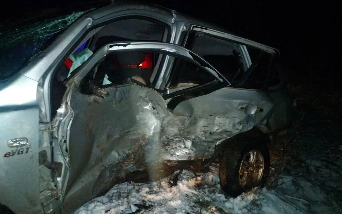    Один человек погиб и трое получили травмы в ДТП в Удмуртии