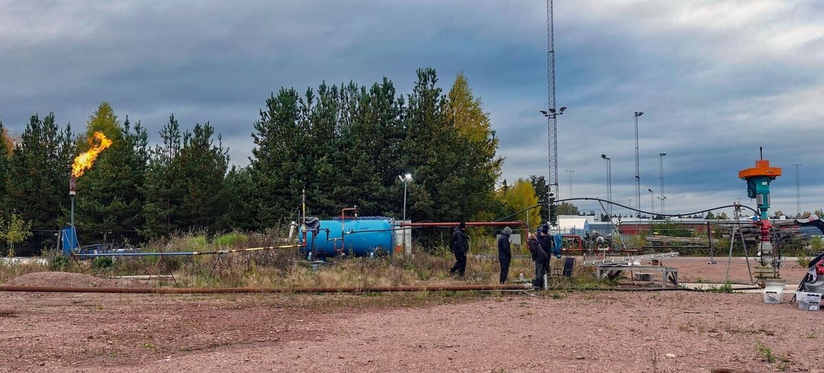    Забор проб из скважины в кратере Сильян (Швеция) / © Linnaeus University