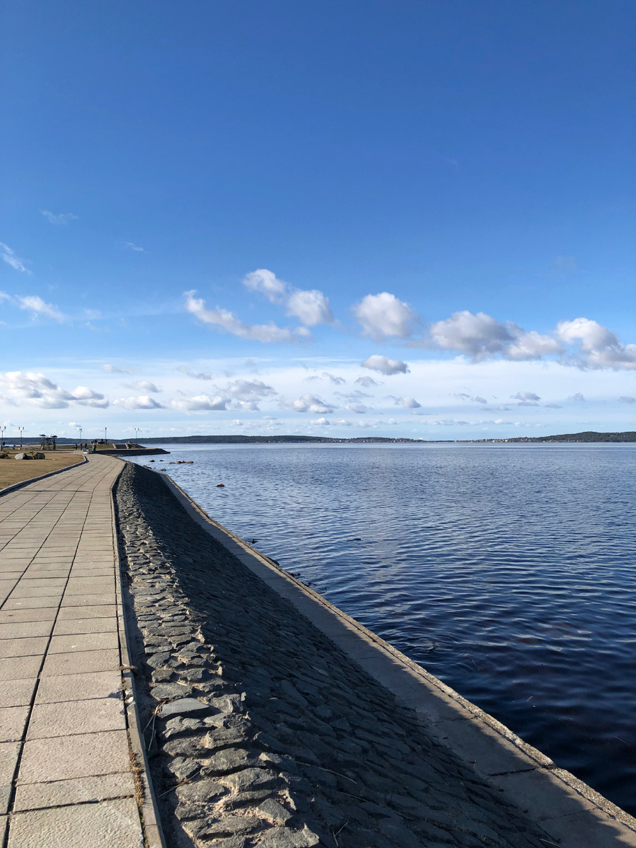 Онежская набережная. Фото автора.