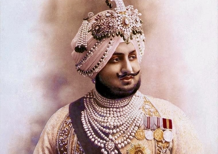 Сладкая жизнь махараджи Патиалы: огромный гарем, 88 детей и роллс-ройсы