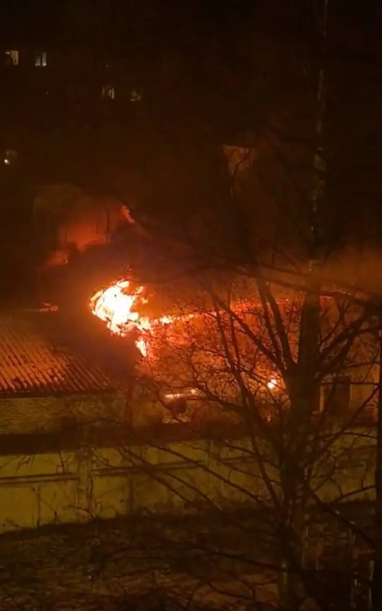    Фото: скриншот видео телеграм-канала Мегаполис | ДТП и ЧП | Санкт-Петербург | Питер