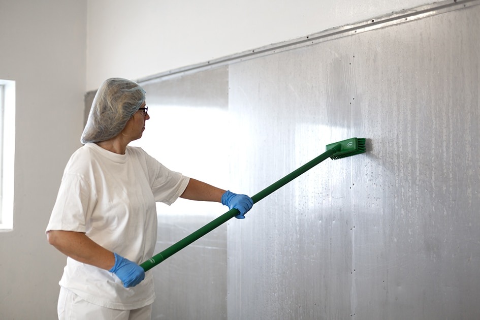 мытье стен