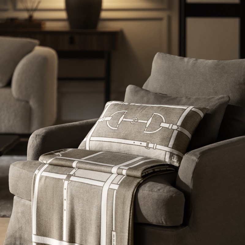 Декоративная подушка «Эквилион»