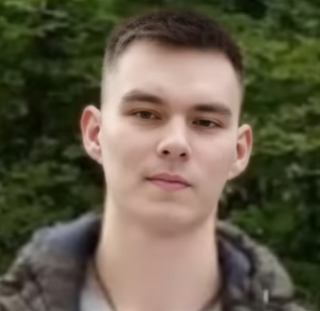 Максим Якубов