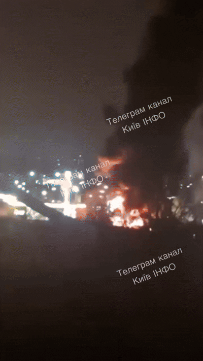    Первые удары по Киеву попали в кадр. Видео: "Дядя Слава"