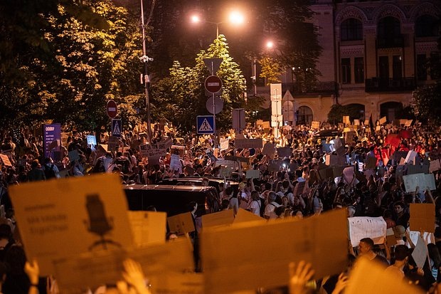    Акция «Руки прочь от НАБУ и САП», Киев, 23 июля 2025 года. Фото: Sasha Gulich / Wikimedia