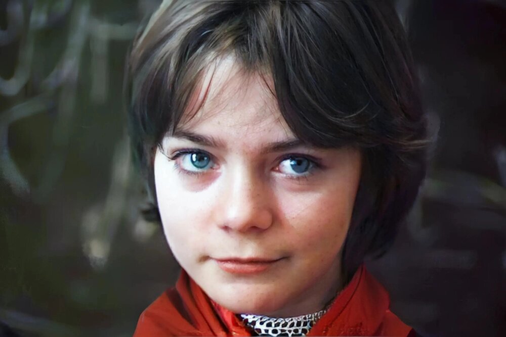    Наташа Гусева в роли Алисы Селезневой. Фото: кадр из фильма