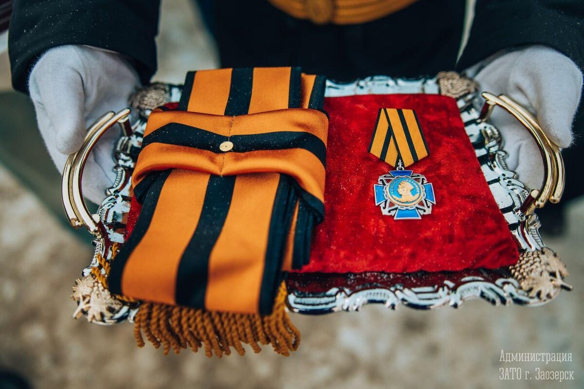 11 дивизия подводных лодок Краснознамённого Северного Флота награждена орденом Нахимова