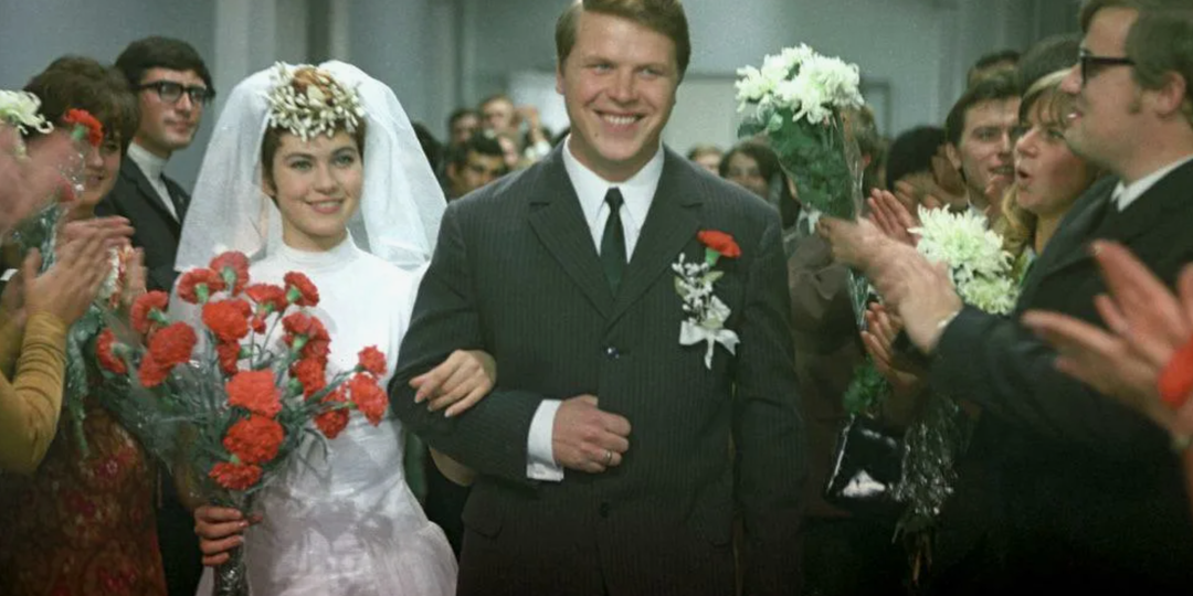 Молодые, фильм 1971 г