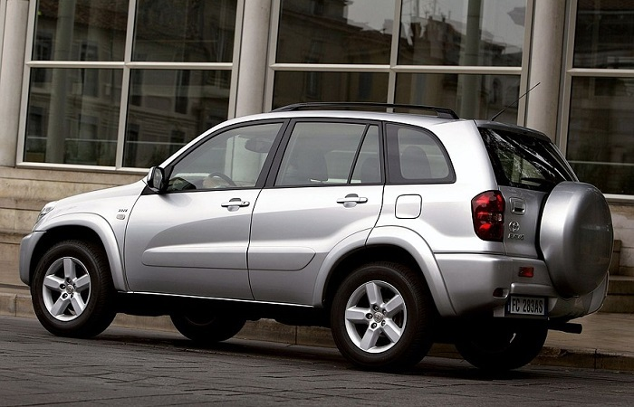 10 автомобилей, которые меньше всего теряют в цене при перепродаже