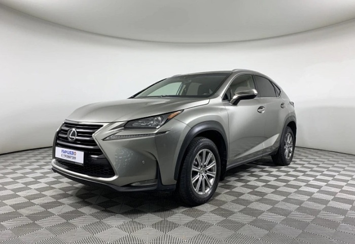 Lexus NX теряет за три года не более 20% стоимости