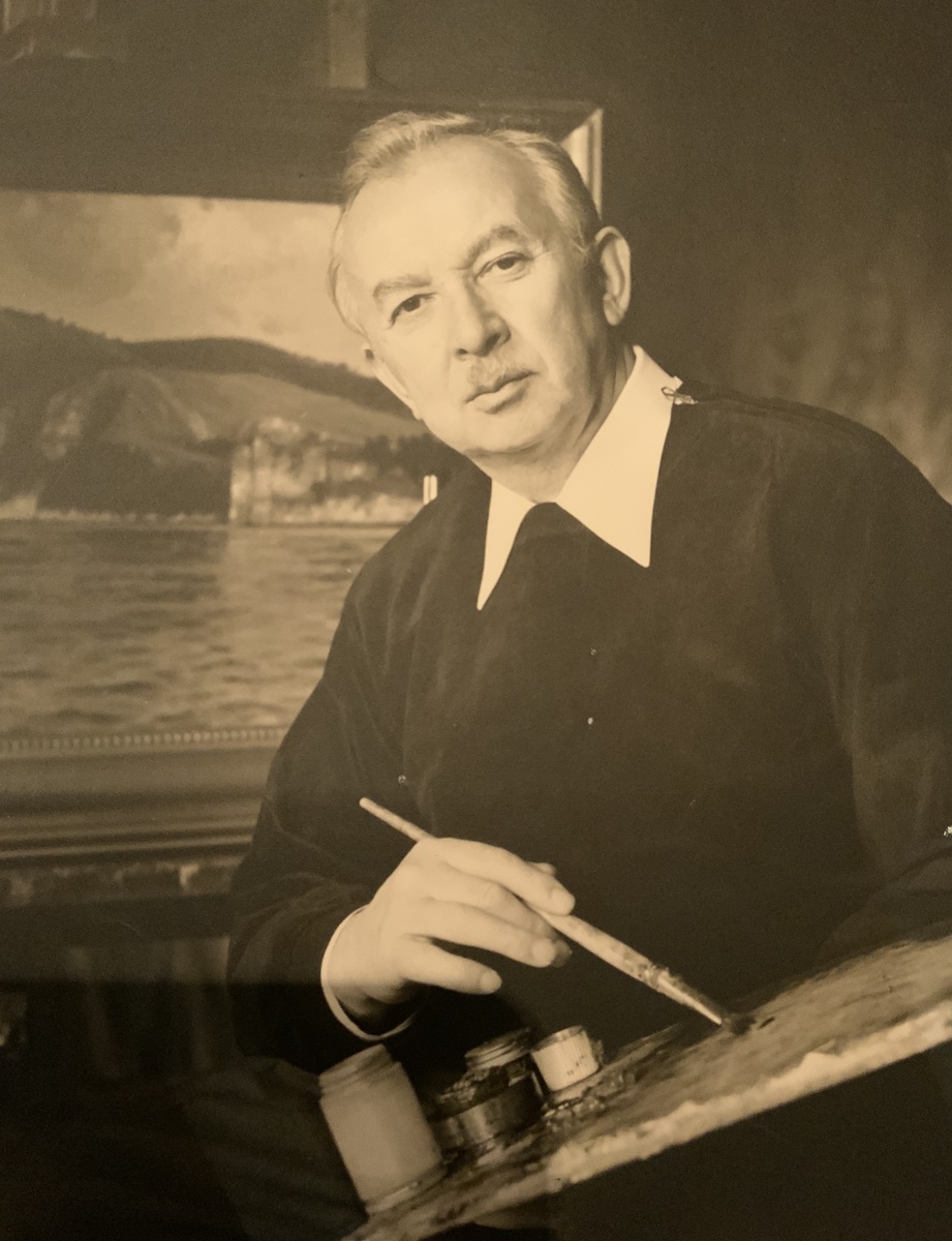 Народный художник СССР Щербаков Борис Валентинович у себя в мастерской