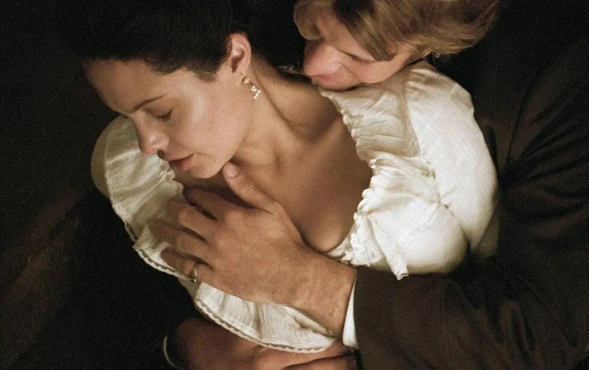 кадр из фильма «Соблазн» (2001)