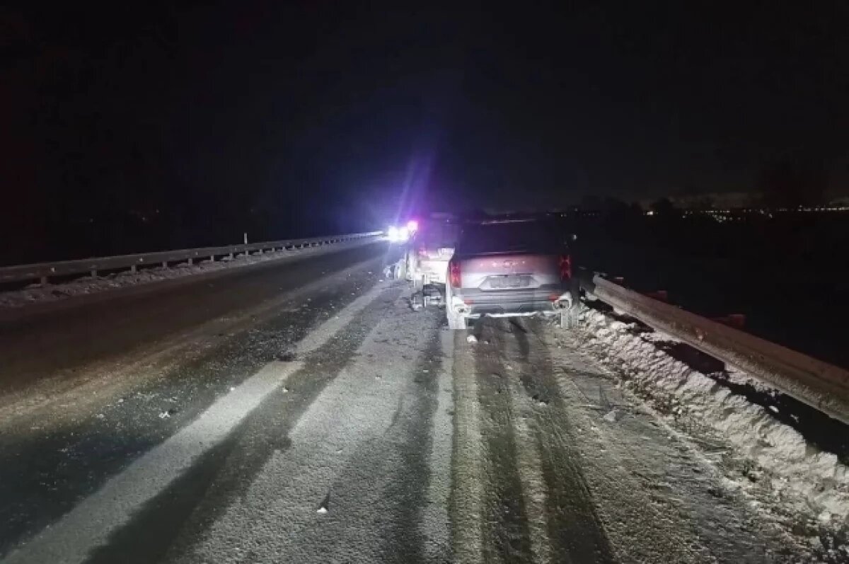    Четыре машины попали в ДТП под Томском: два человека пострадали