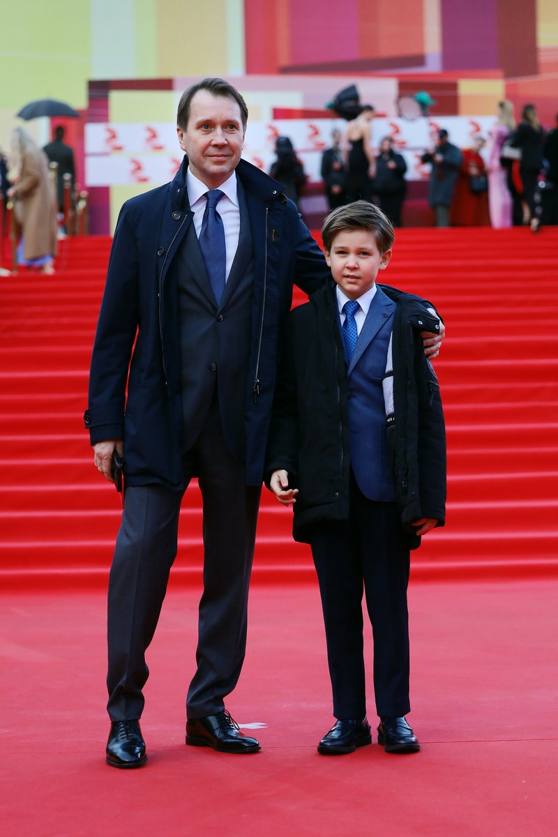    Евгений Миронов с сыном