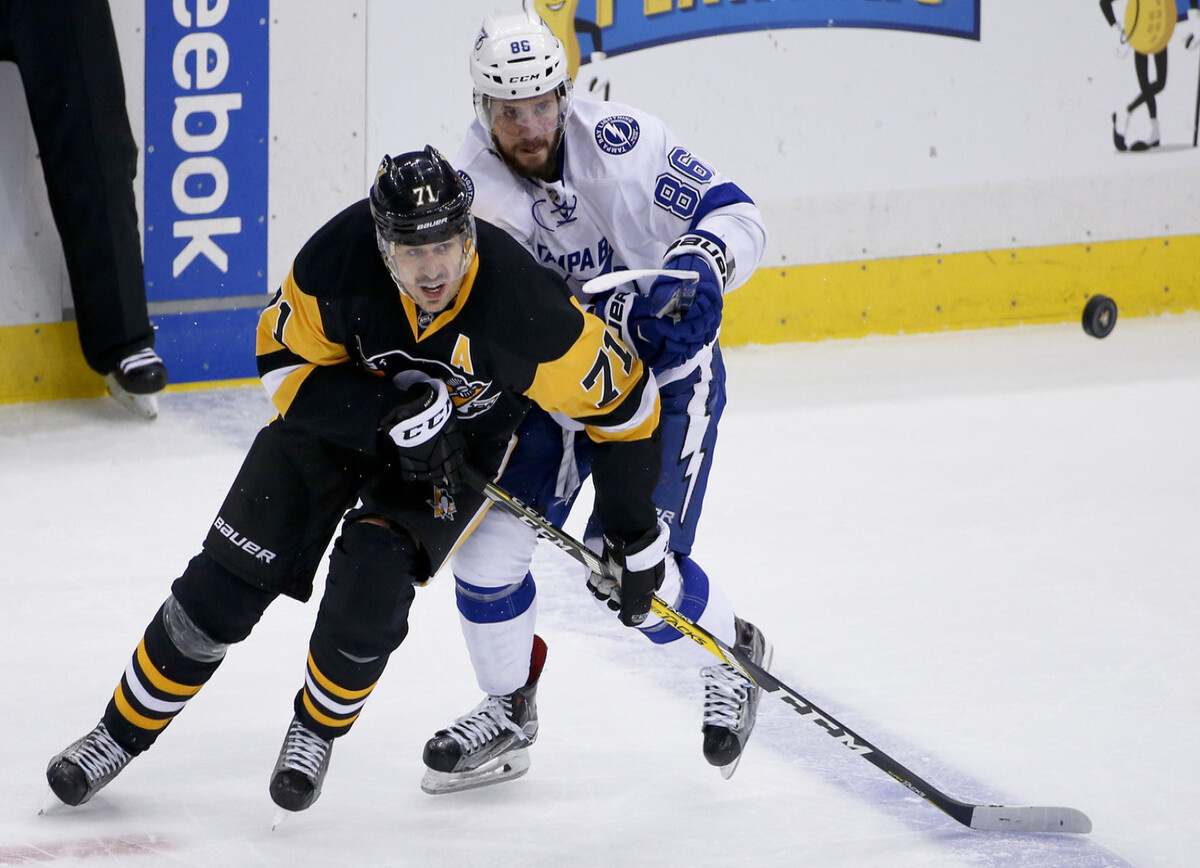     The Hockey Writers включили Малкина и Кучерова в список главных неформальных лидеров своих команд НХЛ