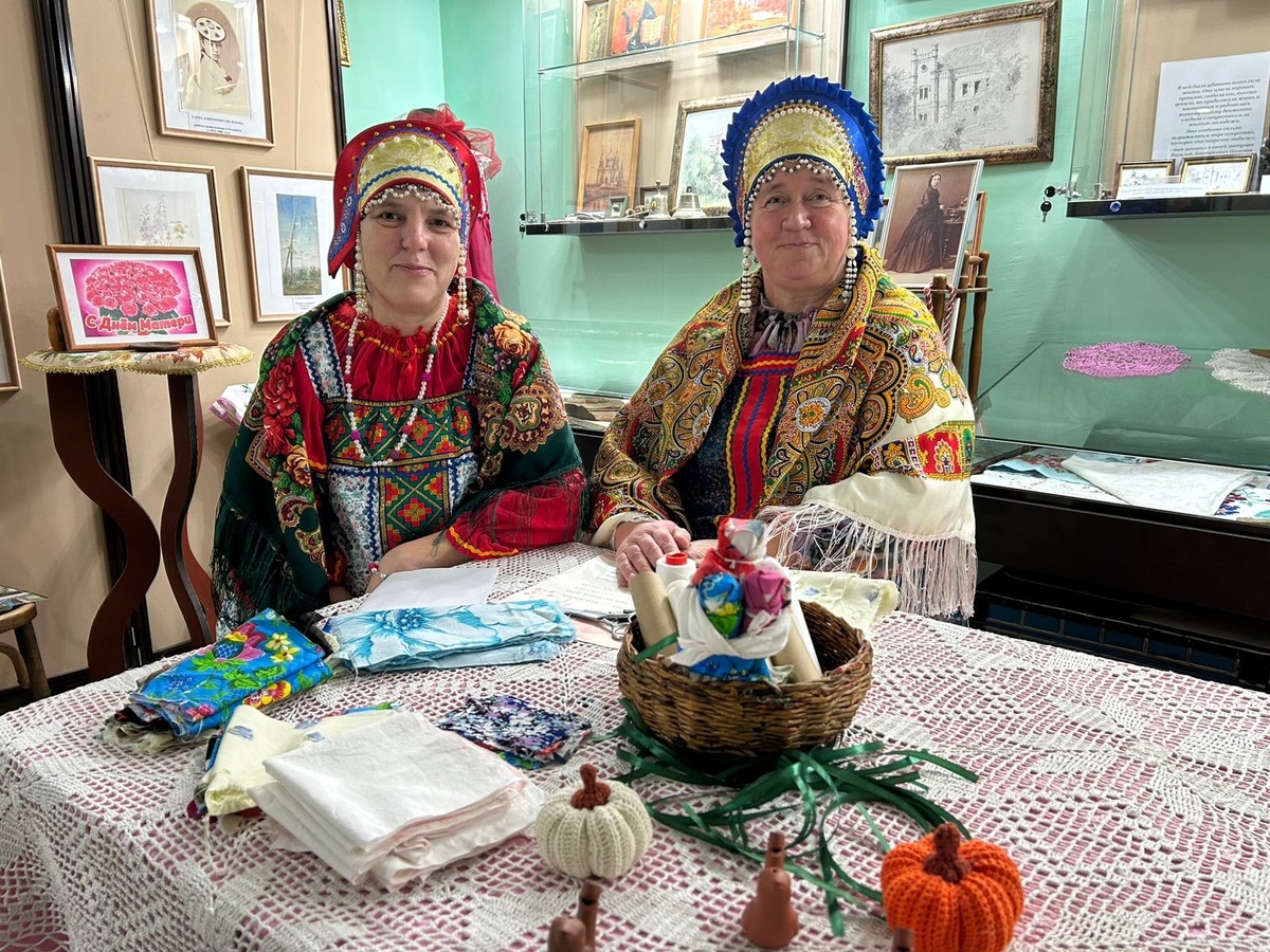 Это сотрудники музея уже готовы к встрече гостей