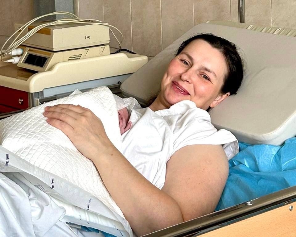 Екатерина Виницкая с 12-м ребенком, Сашей. Фото: Городская клиническая больница № 6 / предоставлено для публикации hornews.com