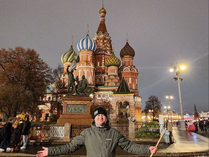 Почему нельзя играть на курае и других музыкальных инструментах на Красной площади?