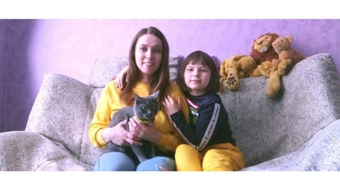 Евгения Саженцева, дипломированный теолог и психолог с дочкой Ниночкой 