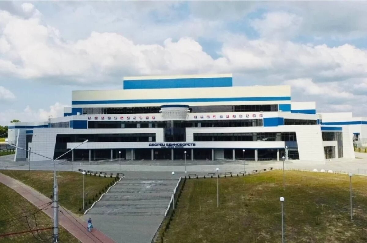    212 спортивных объектов построили в Брянской области за последние годы