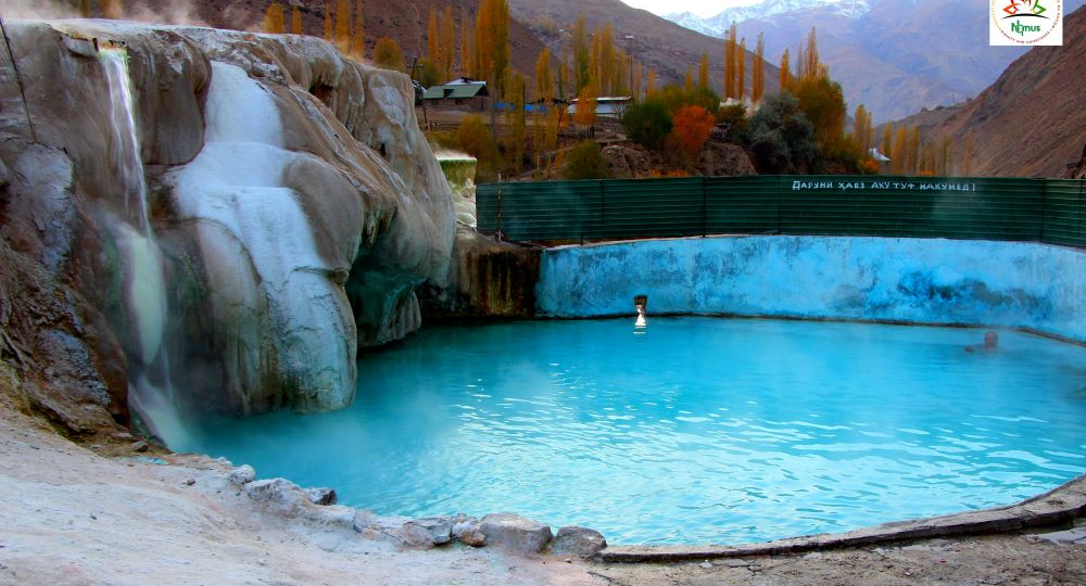 Древнейшие следы: мир палеолита в горах и долинах Таджикистана