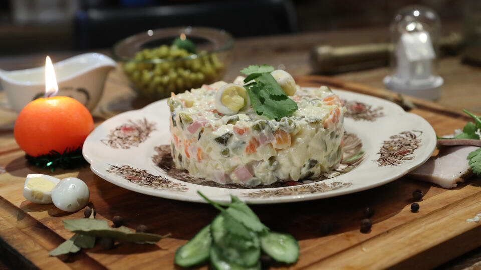     Индекс новогоднего стола: во сколько обойдется праздничный ужин ИЗВЕСТИЯ/Андрей Эрштрем