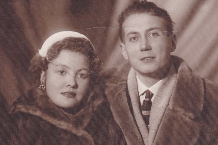  Фото © Wikipedia / Евгений Евтушенко и Белла Ахмадулина