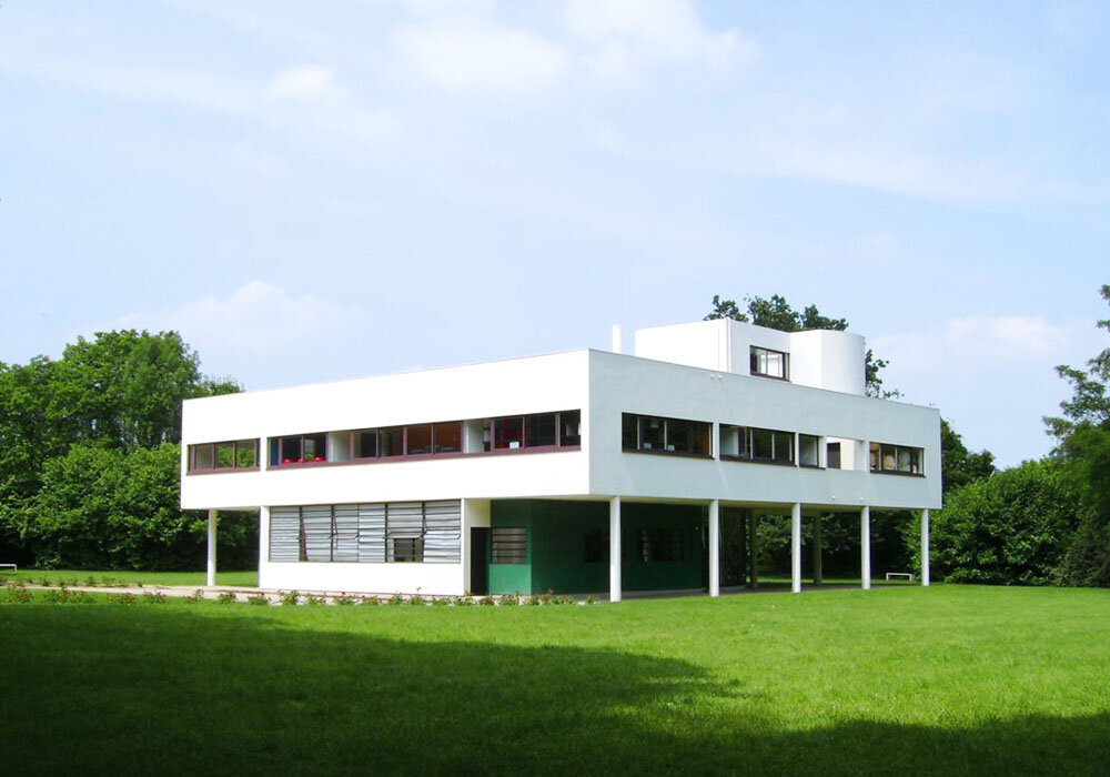 Простенькая машинка для жизни в окрестностях Парижа