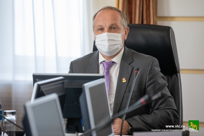 Олег Гуменюк вновь готов к руководящей работе / Фото: официальный сайт администрации города Владивосток