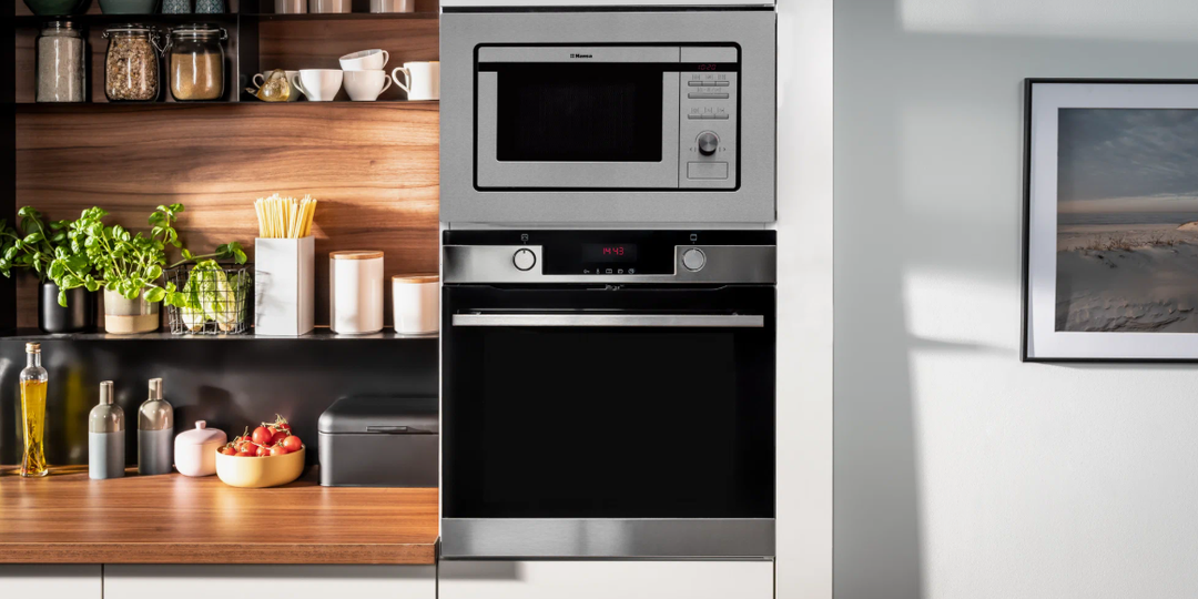 Встраиваемые микроволновые печи: Плюсы, минусы и комбинированные модели