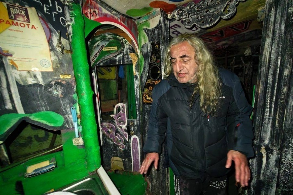    Художник почти не пострадал. Алексей БУЛАТОВ