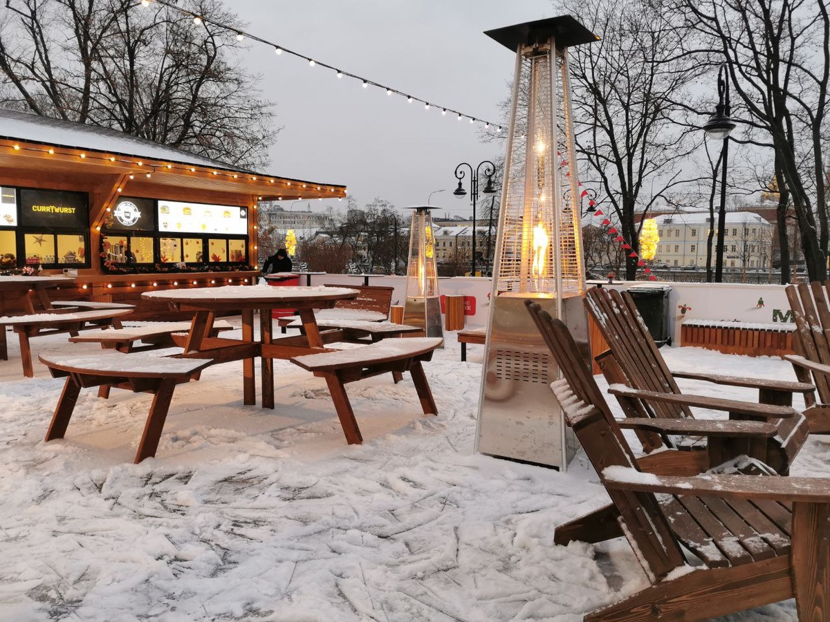 Бесплатный каток на Болотной площади