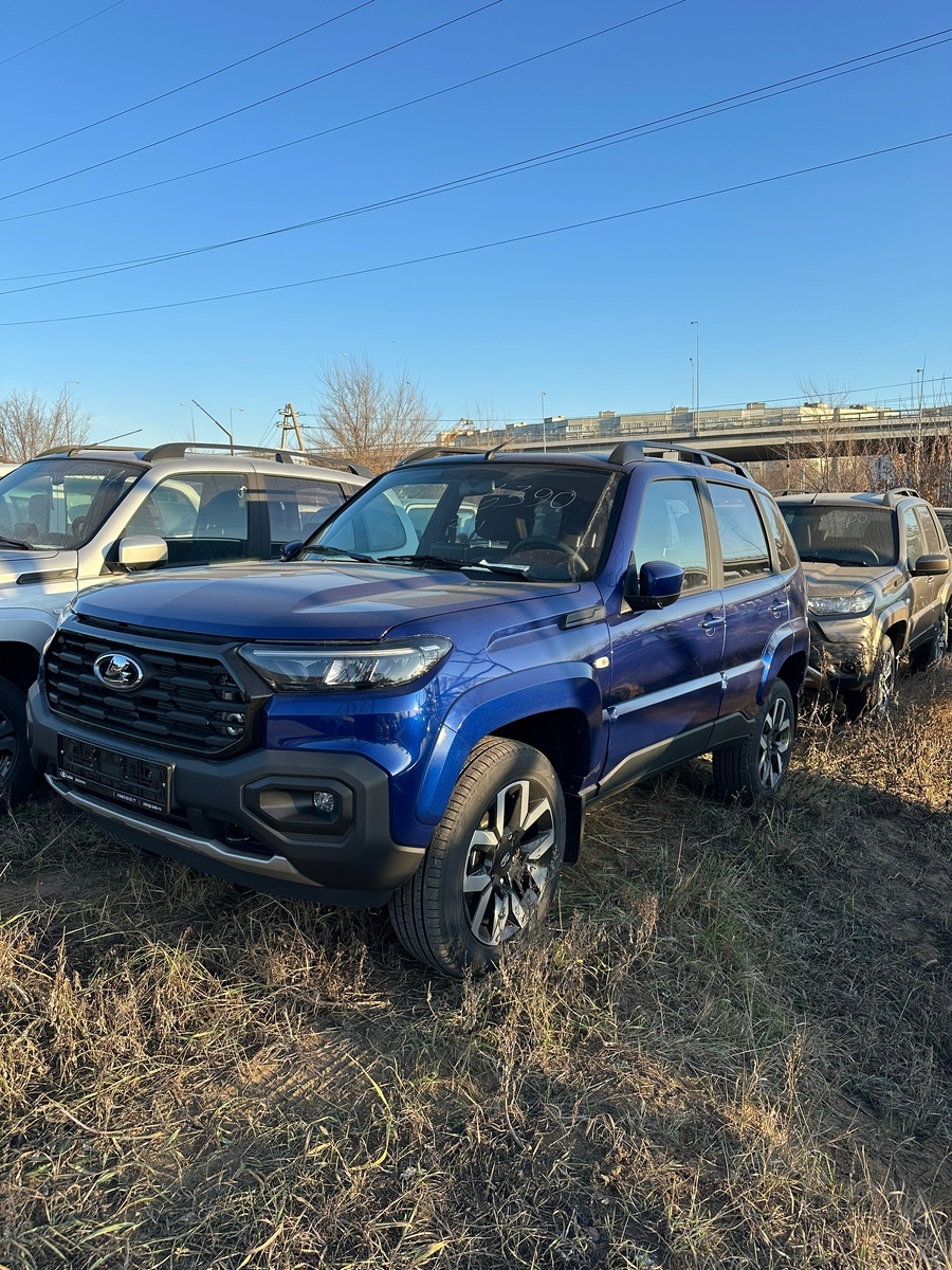 Новая Нива с мощным мотором 1,8 л уже у дилеров. Но кому она нужна по такой цене? Источник иллюстрации - auto.ru