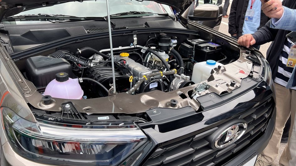 Новая Нива с мощным мотором 1,8 л уже у дилеров. Но кому она нужна по такой цене? Источник иллюстрации - auto.ru