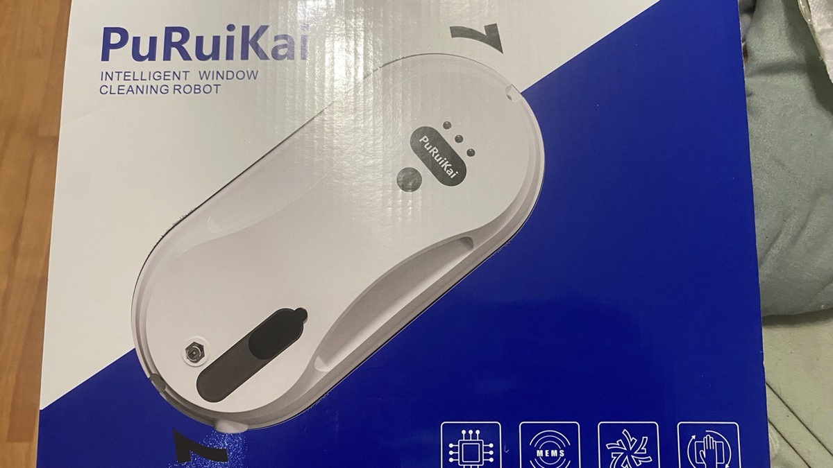 Фото автора. Один из подарков: мойщик окон