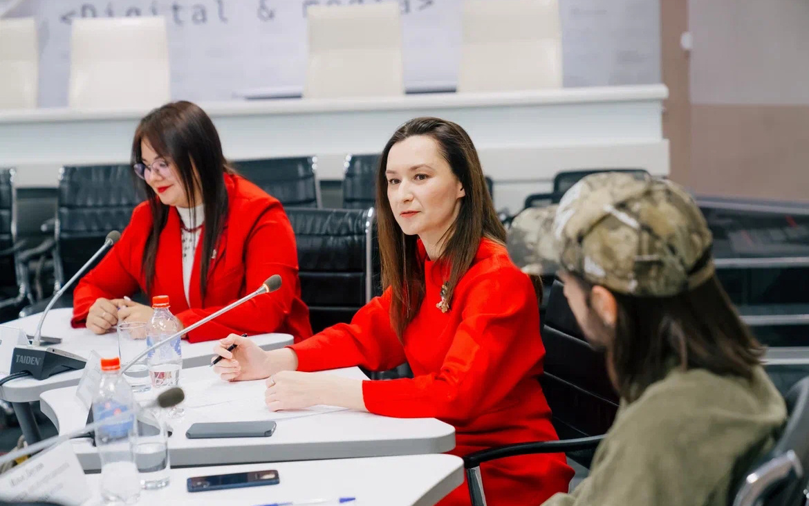    Драйвер развития экономики: в Ижевске за круглым столом обсудили состояние креативных индустрий в республике