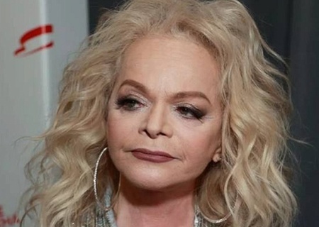    В России объявили бойкот Ларисе Долиной из-за того, что она оставила покупательницу своей квартиры без жилья и денег