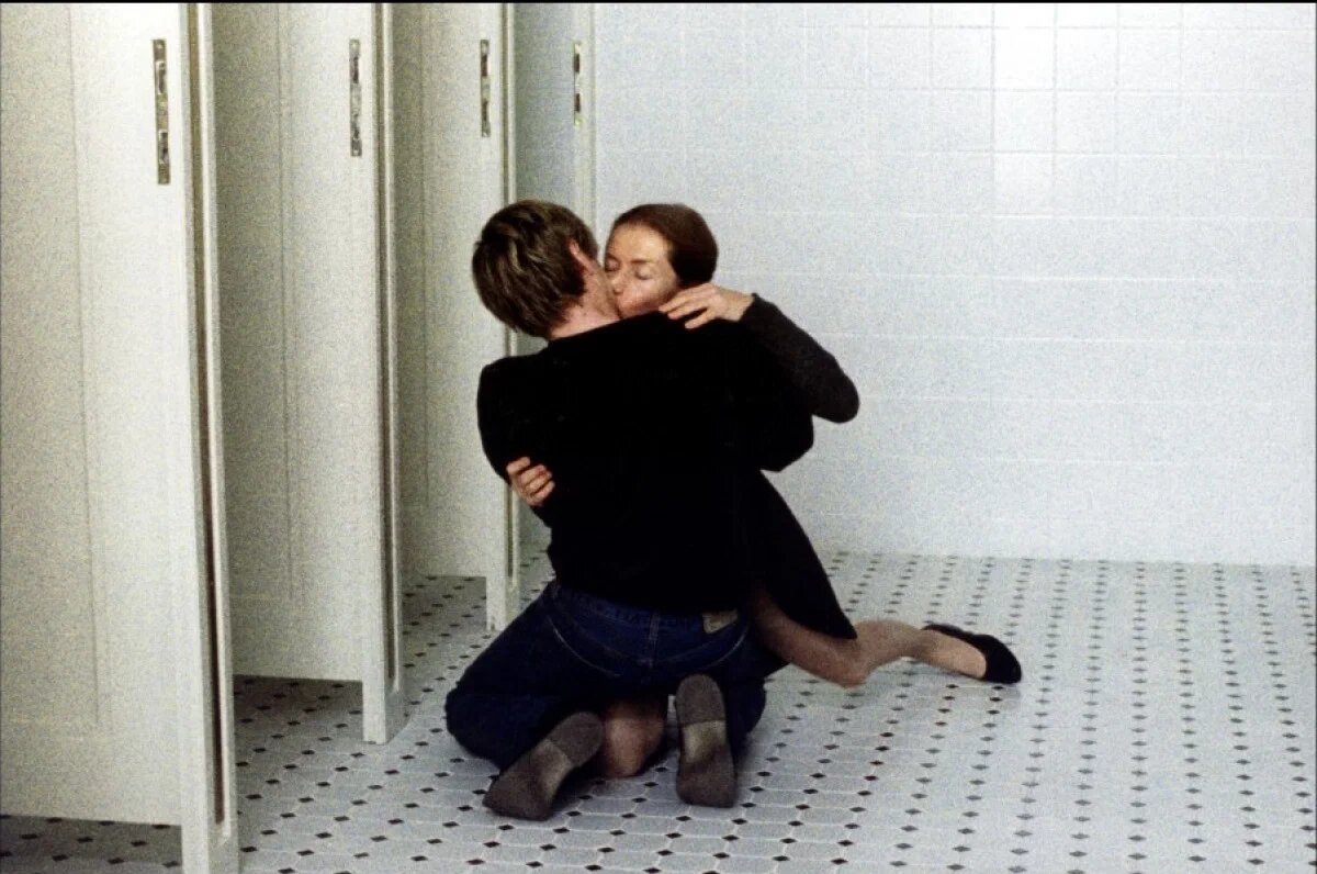 Фильм «Пианистка» был удостоен высоких наград, включая Гран-при жюри и актёрские премии в Каннах, премию «Сезар», награду Европейской киноакадемии, а также номинации на «Оскар» и BAFTA.