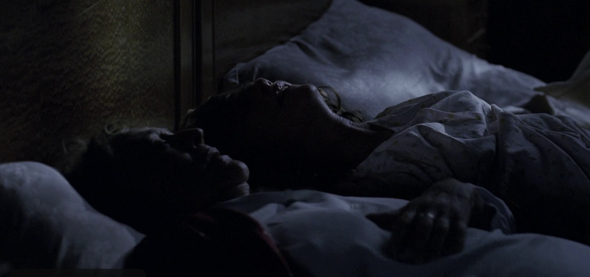 Стоит добавить, что дочь играет Изабель Юппер, а мать - Анни Жирардо. 