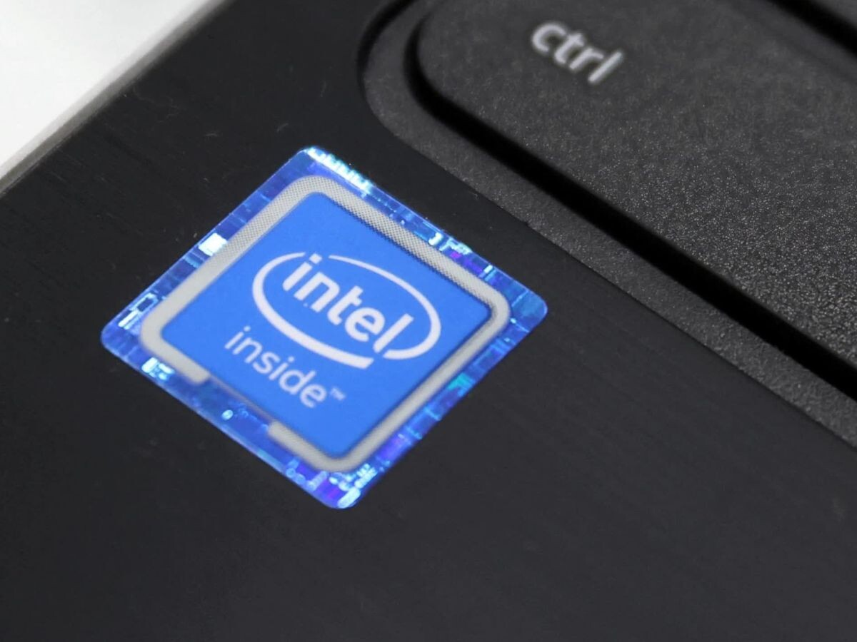    Слух: Apple вновь будет сотрудничать с Intel