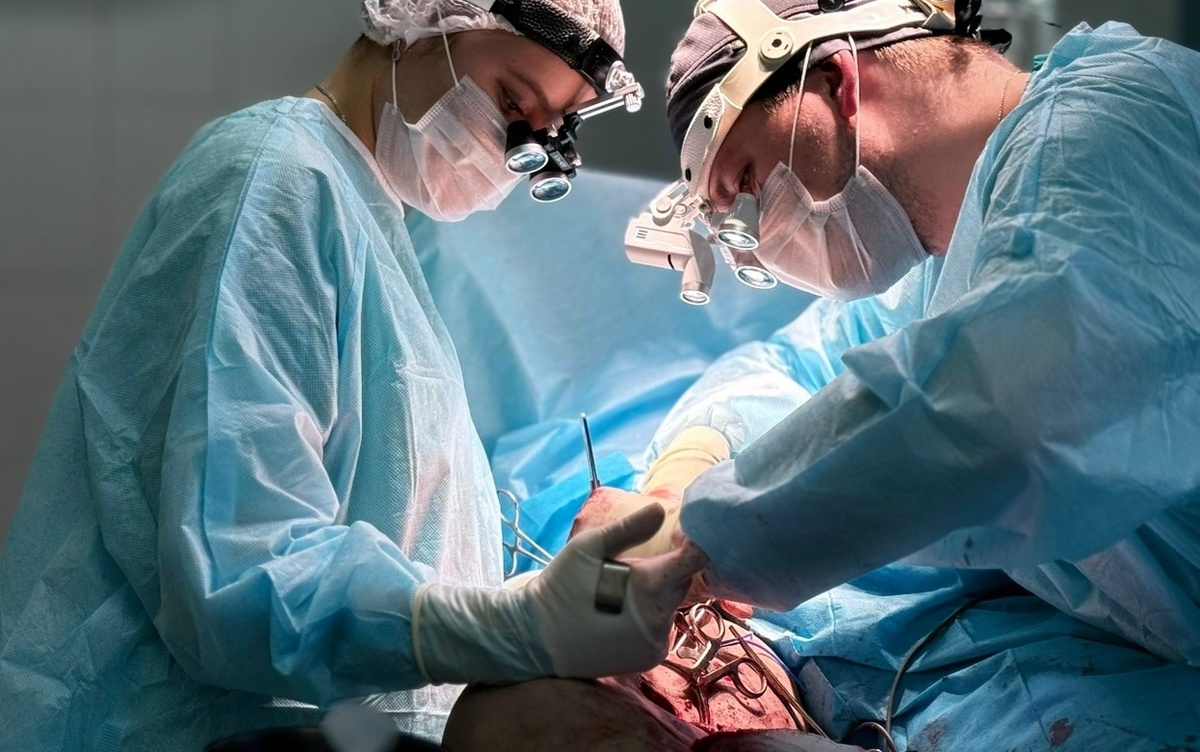    Хирурги в Ижевске успешно удалили аневризму артерии на ноге пациента